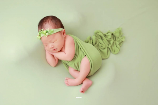 庄河宝宝在肚子里打嗝 庄河宝宝在肚子里打嗝